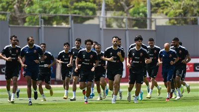الأهلي يخوض مرانه الأول بتونس استعدادًا لموقعة الترجي بدوري الأبطال الأفريقي 
