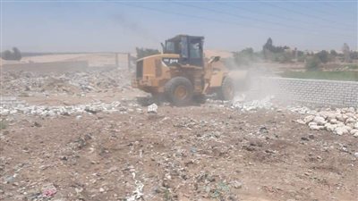 إزالة 8 حالات تعدي على أراضي أملاك الدولة بإسنا في الأقصر