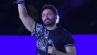 محاكمة تامر حسني بتهمة انتهاك الملكية الفكرية بعد قليل