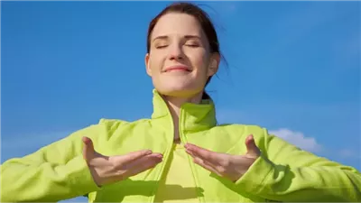 تهدد صحة الرئتين، 4 أخطاء في التنفس نرتكبها يوميا