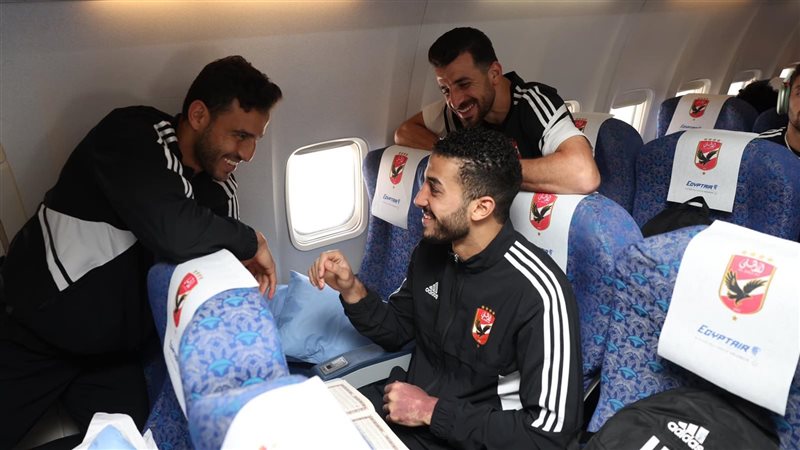 الأهلي يصل تونس استعدادًا