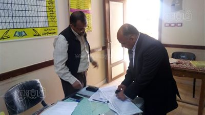 وكيل تعليم مطروح يتابع مسار العملية الامتحانية بكشكوك عميرة الابتدائية (صور)