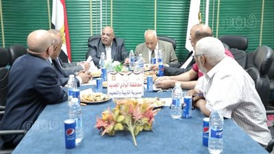 تعليم الوادي الجديد يلتقي مجلس الآباء والأمناء والمعلمين