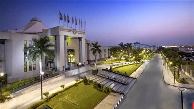 جامعة مصر للعلوم والتكنولوجيا تستقبل تحويلات الطلاب العائدين من الجامعات الروسية والاوكرانية والسودانية السبت المقبل