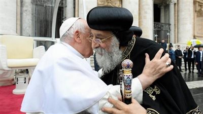 لقاء البابوين وجولة متحف الفاتيكان.. ملخص اليوم الأول من زيارة البابا تواضروس للفاتيكان