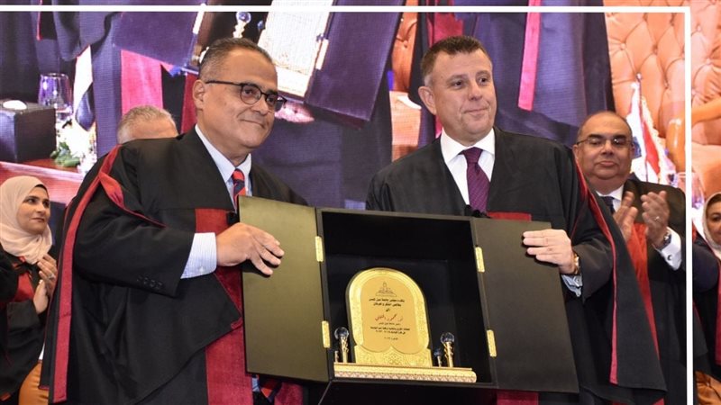 رئيس جامعة عين شمس,