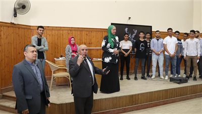 عروض تقديمية خاصة بمادة اللغة الإنجليزية بجامعة الدلتا التكنولوجية