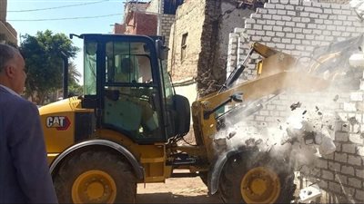 إزالة 54 حالة تعد على الأراضي الزراعية وأملاك الدولة بالمنيا