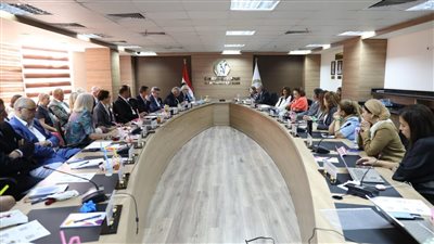 القومي للمرأة يستقبل وفدا ألمانيًا لعرض جهود مصر في تمكين السيدات (صور)