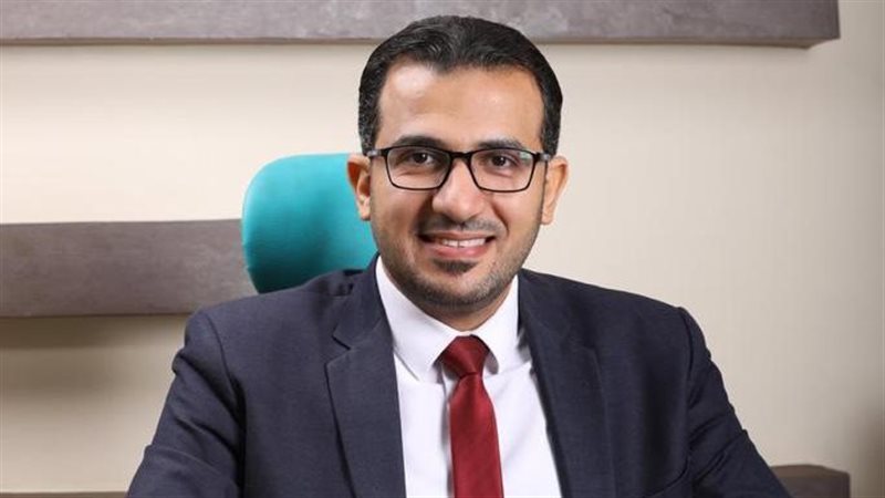 الدكتور هشام أحمد