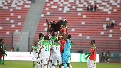 مالي يهزم الكونغو 3-0 ويتأهل لبطولة العالم للناشئين (صور)