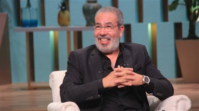 مدحت العدل لـ فيتو: عبلة كامل حالة فنية نادرة الحدوث وأضم صوتي للمطالبات بتكريمها