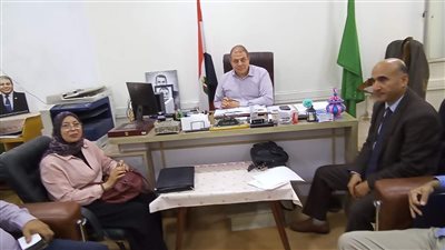 وكيل تعليم الدقهلية يناقش استعدادات امتحان الشهادة الإعدادية 