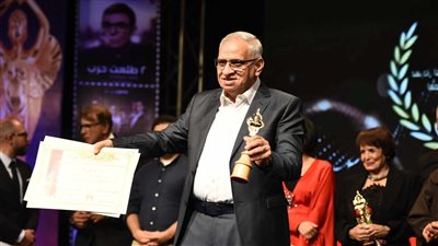 أحمد السبكي: بيومي فؤاد قبض مني 800 ألف جنيه امبارح والفنان يرد (فيديو) 