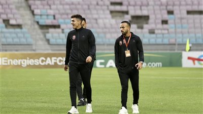 الأهلي يصل إلى استاد حمادي العقربي وكولر يعاين الملعب استعدادًا للترجي 