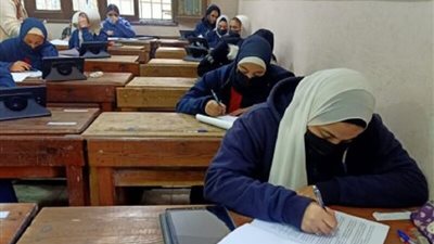 تعليم البحيرة ينهي استعداداته لامتحانات الشهادة الإعدادية 