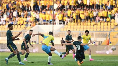 روقا يسجل الهدف الثاني للإسماعيلي بالخطأ في مرمى الزمالك (صور)