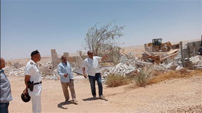 إزالة 4 حالات تعد على أملاك الدولة و12 على الأراضي الزراعية بالأقصر