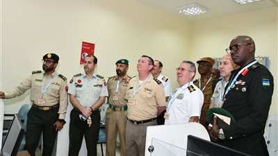 القوات المسلحة تنظم زيارة للملحقين العسكريين المعتمدين 