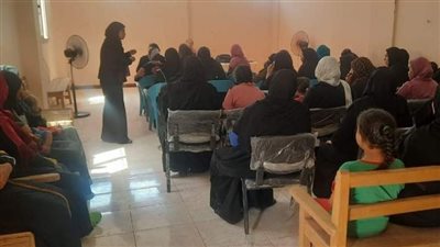 ندوة توعية للفتاة بمركز شباب الاتحاد بالأقصر