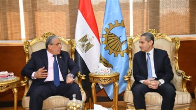 تفاصيل لقاء وفد قوى عاملة النواب مع محافظ الغربية لبحث مشكلات العمالة