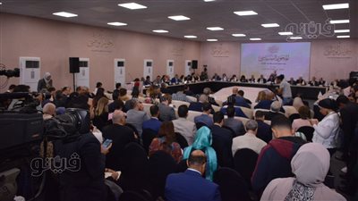 37 مشاركا في لجنة حقوق الإنسان من بينهم 8 سيدات