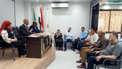 وكيل صحة الشرقية يجتمع بإداريي المستشفيات لمناقشة خطط العمل