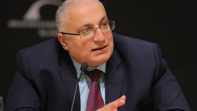 سامح فوزي يطالب بالإسراع في إنشاء مفوضية مواجهة التمييز 