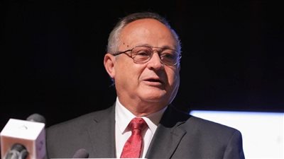 مدير مكتبة الإسكندرية يفتتح معرض نقوش معاصرة ببيت السناري 