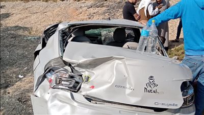 إصابة شخصين في حادث انقلاب سيارة على طريق الدواويس بالإسماعيلية 