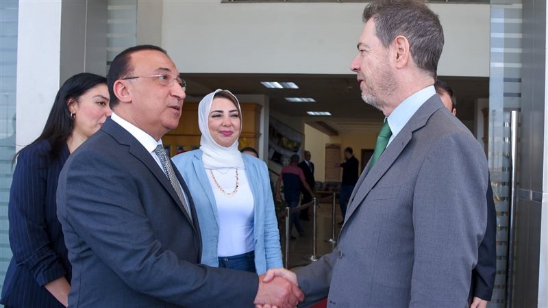 محافظ الإسكندرية