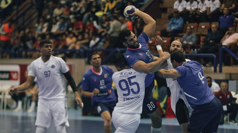 احمد عادل لاعب يد