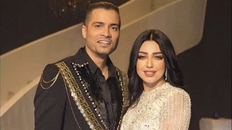 حسن شاكوش وزوجتة