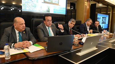 وزير الصحة: نتبع فقه الأولويات فى تنفيذ المشروعات