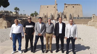 بيريرا يستمع إلى مطالب حكام محافظات الجنوب خلال زيارته إلى الأقصر