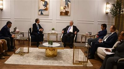 محافظ جنوب سيناء يبحث سبل دعم مشروع جرين شرم مع ممثل الأمم المتحدة