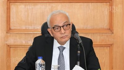 وزير التعليم يشدد على عقد امتحانات عادلة.. إجراءات صارمة لمواجهة الغش.. وتعليمات عاجلة بشأن استراحات المعلمين