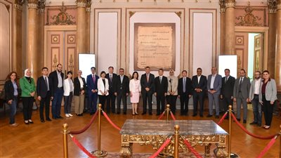 وفد مستشفى جيانجسو الجامعي الصينية في زيارة لـ عين شمس (صور)