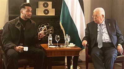الرئيس الفلسطيني يستقبل الفنان محمد رمضان في مقر إقامته بولاية نيويورك (صور) 