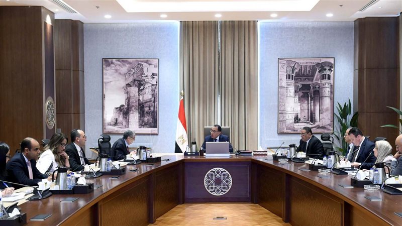 اجتماع الدكتور مصطفي