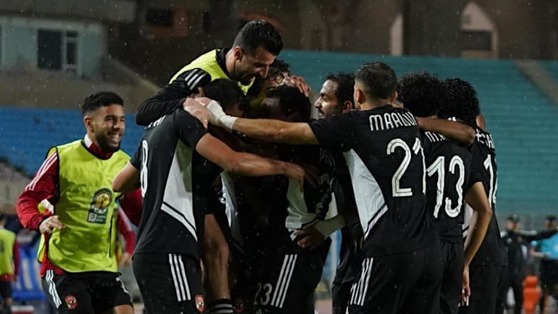 لاعبو الأهلى، فيتو