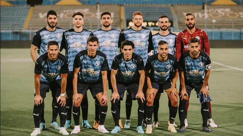 فرق بيراميدز،فيتو