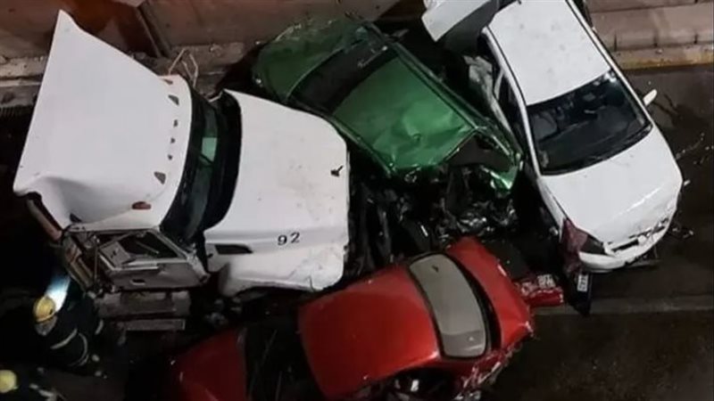 موقع الحادث، فيتو
