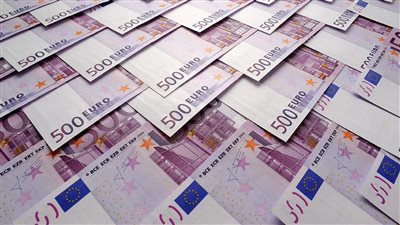 سعر اليورو في البنك المركزي اليوم الجمعة 