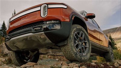 ريفيان بيك اب كهربائية قمرة قيادة ريفيان R1T