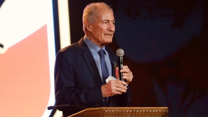 حسن مصطفى،فيتو