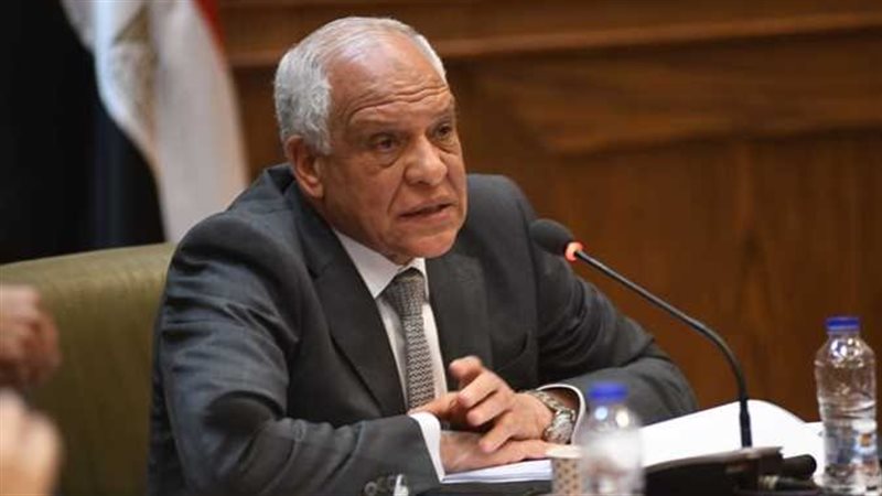 محافظ الجيزة اللواء