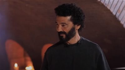 خالد النبوي: الإمام الشافعي كان بيفكر في الضلمة (فيديو)