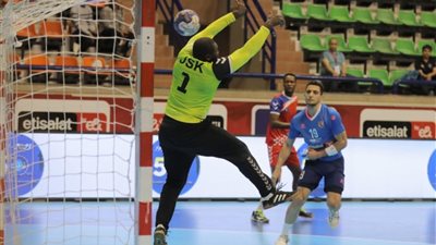 رجال يد الأهلي يواجه رجاء أغادير في نصف نهائي كأس الكؤوس