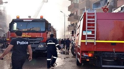 انتداب المعمل الجنائي للتعرف على سبب نشوب حريق بحدائق أكتوبر 